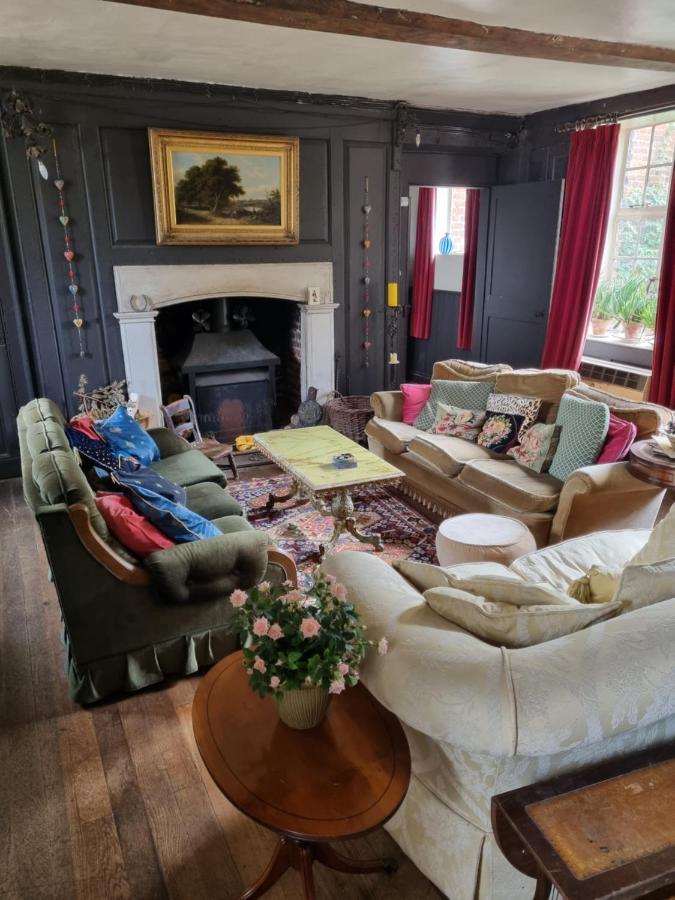 Old Manor House Bed and Breakfast Shepperton Εξωτερικό φωτογραφία
